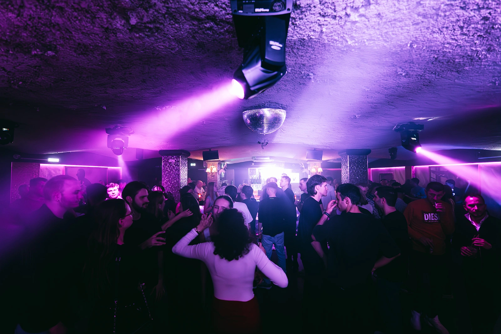 background cerf noir