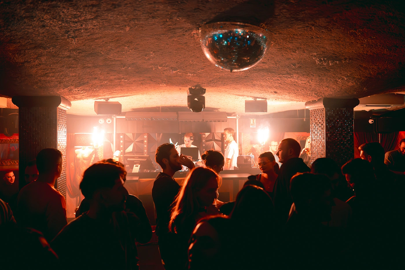 etablissement restaurant le cerf noir